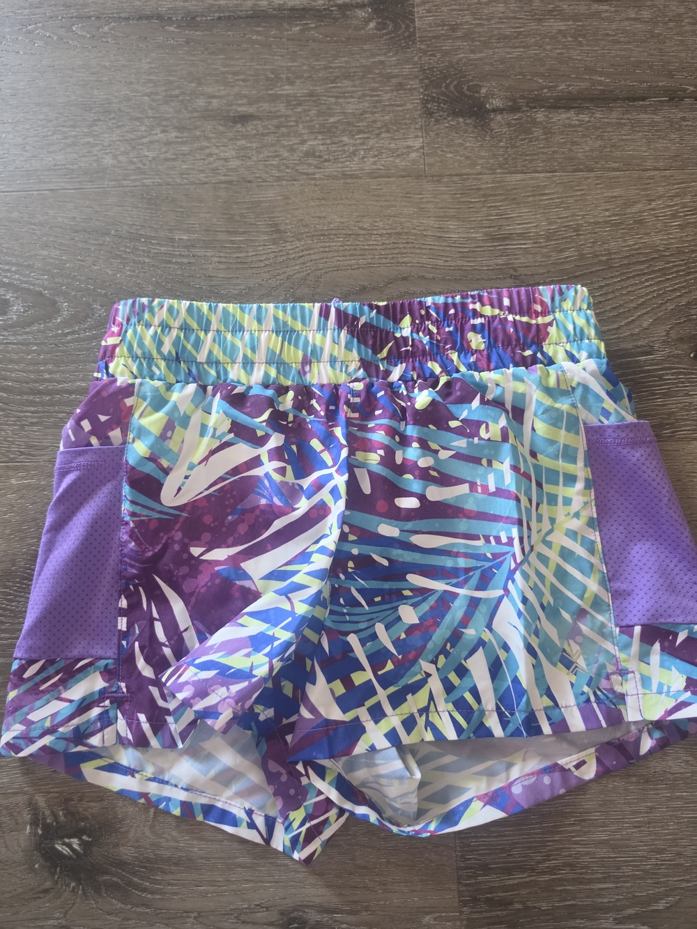 Women’s Printed Active Shorts in Purple & Teal